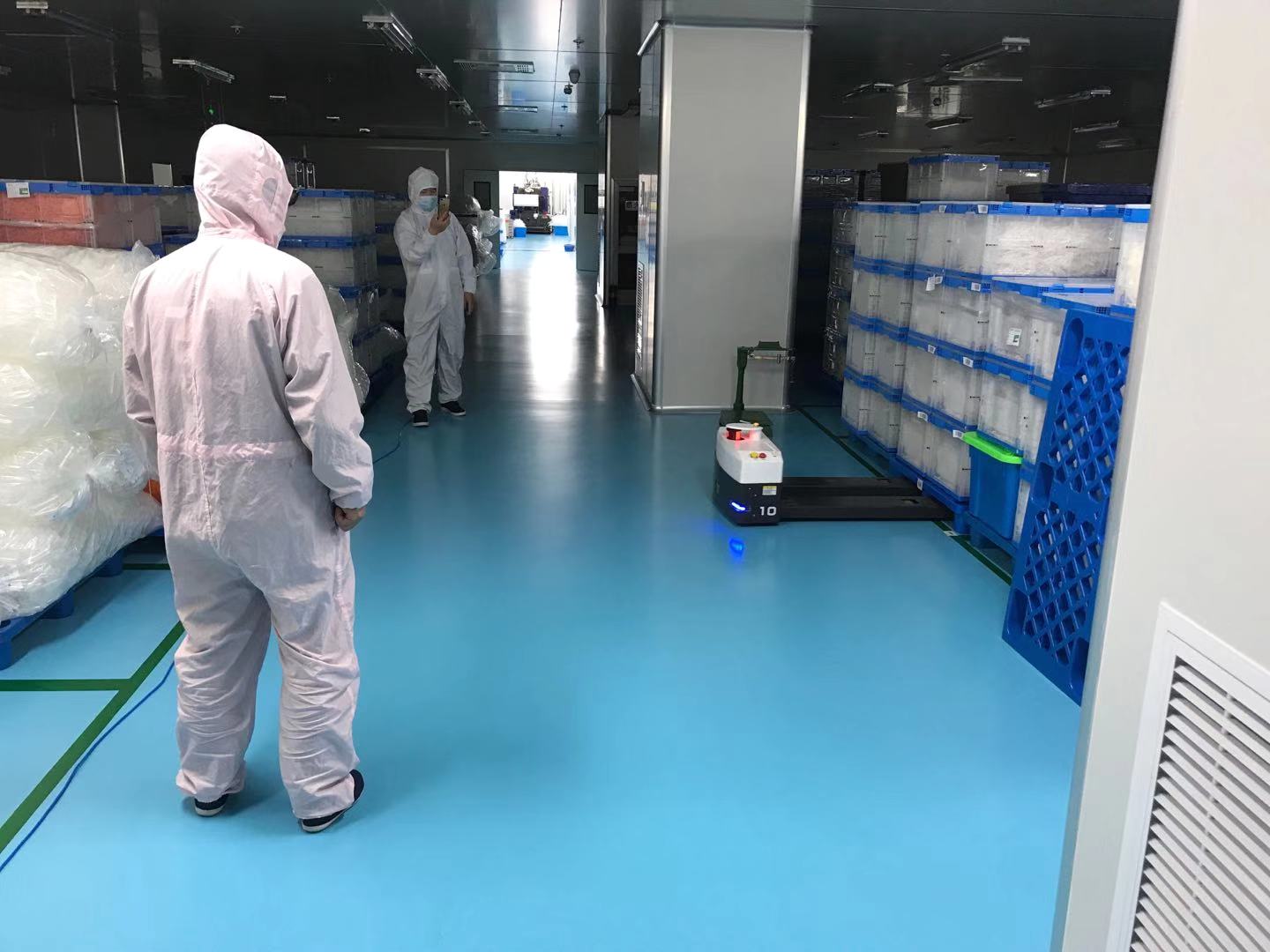 333tiyuAGV机器人义不容辞